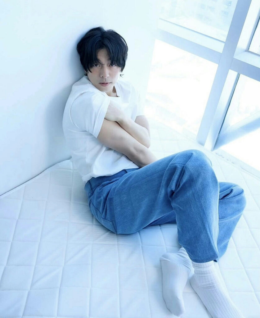 0adx4ha gong yoo new photoshoot