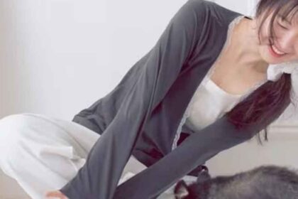 Koo Hye%E2%80%8B%E2%80%8B Sun Showcases Youthful Visuals and 14kg Weight Loss in New B Cut Photos