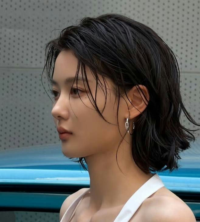 Kim Yoo Jung Stuns With “God-Like” Visuals in Unedited B-Cut Photos kim yoo jung bcut photos 5
