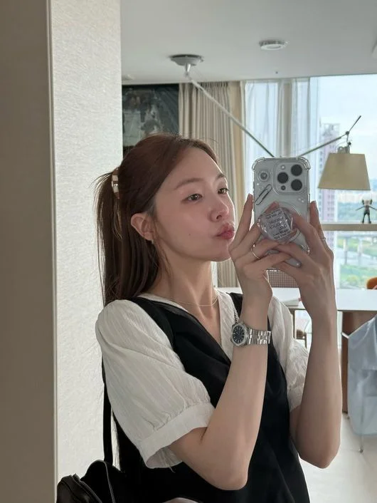 Girl's Day's Minah Glows at Nephew's 100-Day Party—Gives Fans a Glimpse of Her Future as a Mom 202607011816773174 6a44dc724f112