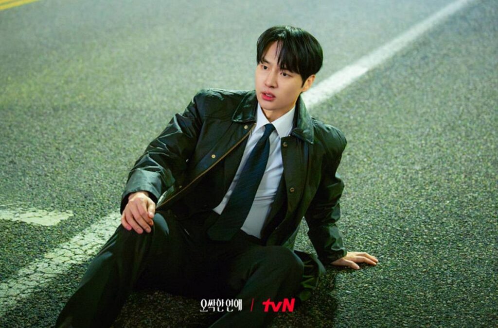 Will the 17.5% Hit Phenomenon Emerge? ‘Spooky in Love’ Launches Simultaneously on tvN and Netflix Yang Se Jong as Ma Kang wook the star prosecutor of the Seoul Central District Prosecutors Office