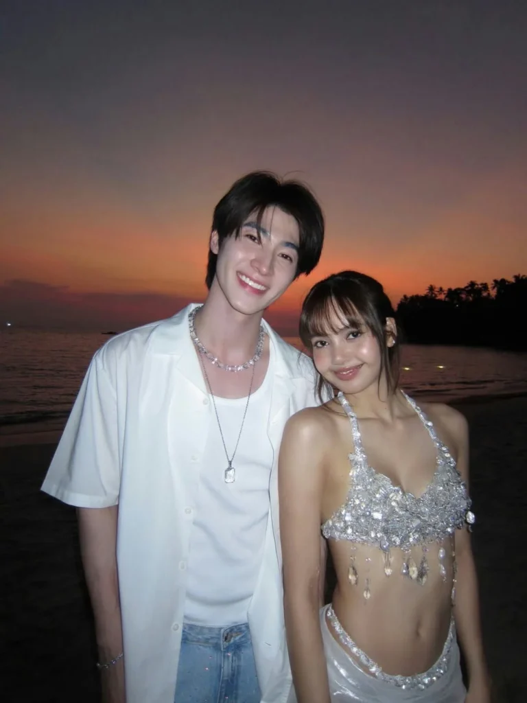 BLACKPINK’s Lisa Sparks Dating Speculation After Alleged Family Dinner With Mystery Man lisa mystery man dating rumors 2