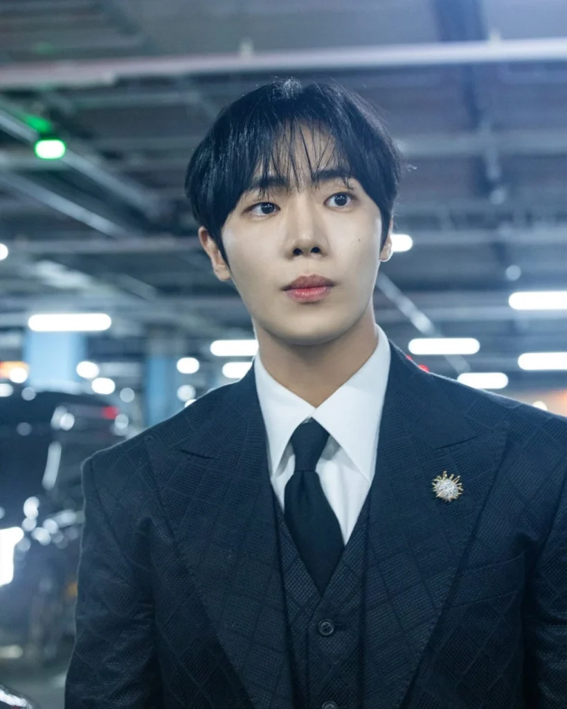 Can Jung Joon Won Overcome Webtoon Casting Criticism Like Kim Go Eun and Choo Young Woo? Choo Young Woo
