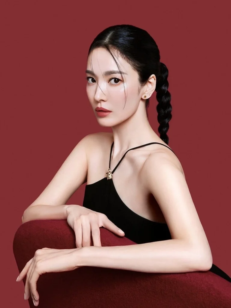 Song Hye Kyo Shares Heartfelt Farewell After Leaving Agency of 14 Years; New CEO's Identity Sparks Attention Song Hye Kyo