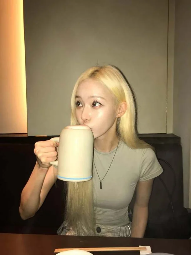 aespa's Winter Flaunts Toned Abs and Adorable Charm in Travel Photos Holding a Massive Beer Glass aespa winter instagram abs crop top japan fanmeeting 2