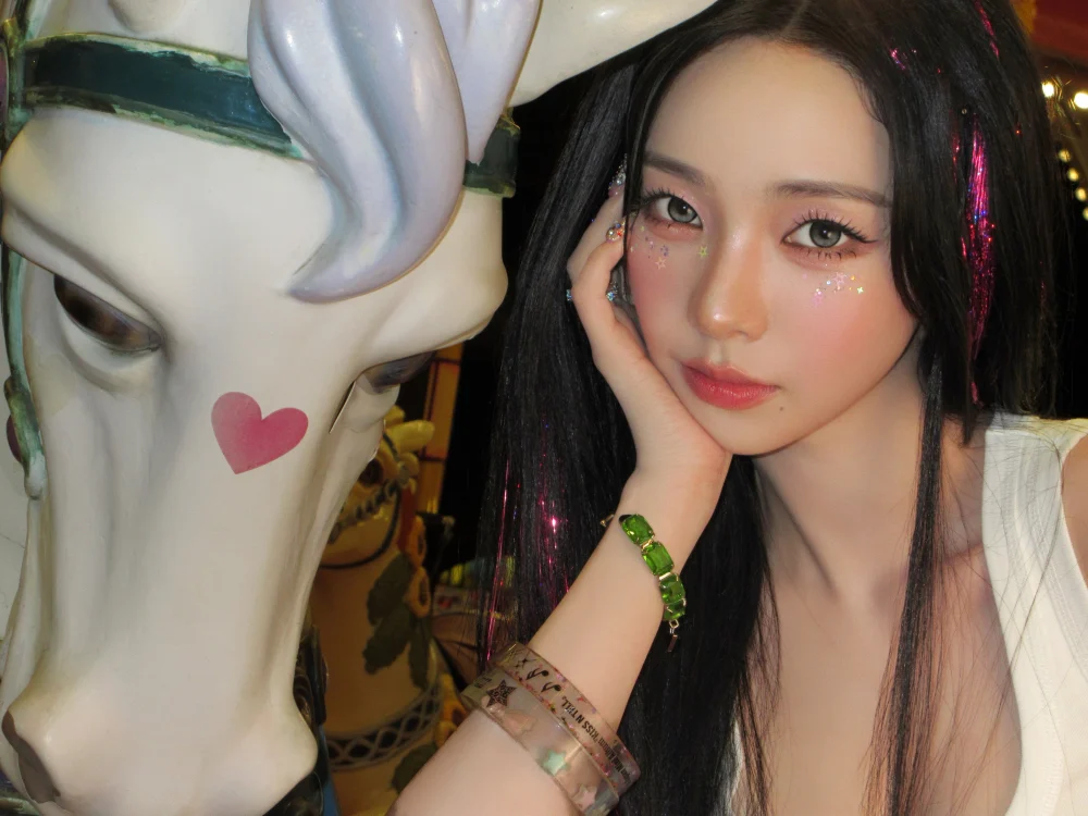 aespa Shines in Nighttime Amusement Park Teasers for Japanese Album 'KISS N TELL' 1784739747 image