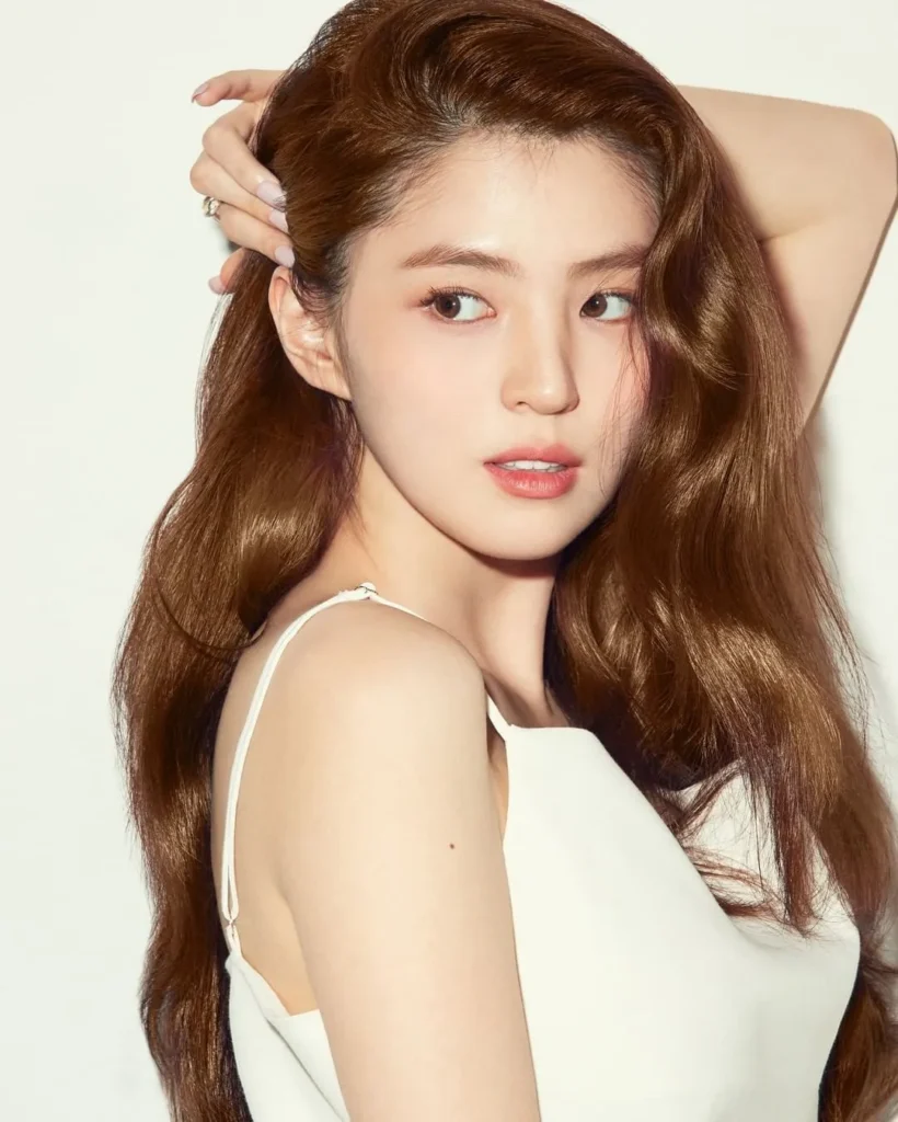 Anticipating God-Tier Chemistry! Han So Hee Considering Lead Role Alongside Nam Joo Hyuk in “Heartbeat,” a Fantasy-Romance Drama by the Writer of Lovely Runner Han So Hee