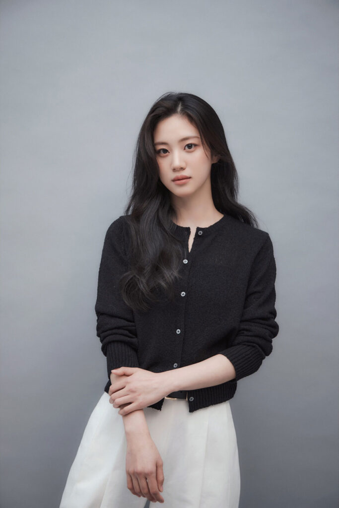 Lee Jun Ho and Hong Hwa Yeon Confirmed to Star in the Fantasy-Romance Drama “Embassy of Foreign Beings in Korea” Hong Hwa Yeon