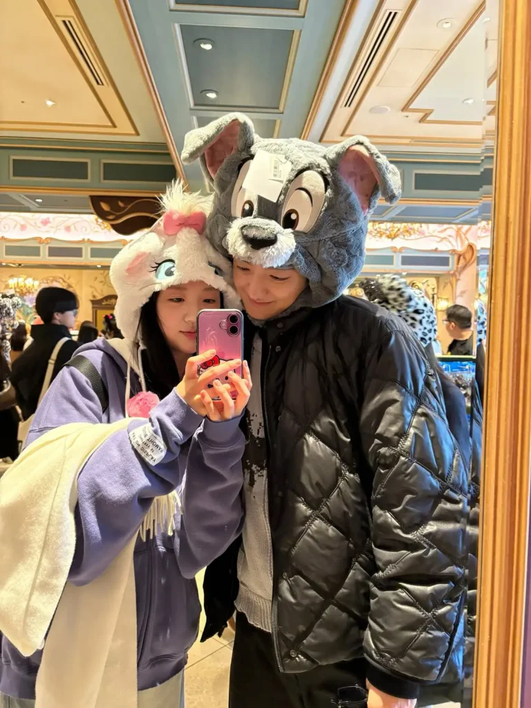 Openly Sweet! Vata Posts Adorable Date Photos to Celebrate Girlfriend Ji Ye Eun’s Birthday VATA Ji Ye Eun Photo 1