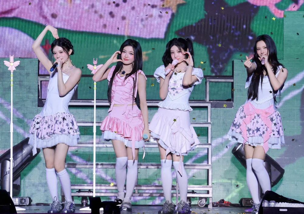 ILLIT Captivates 60,000 Japanese Fans With First Performance of New Japanese Song 1785119054 1