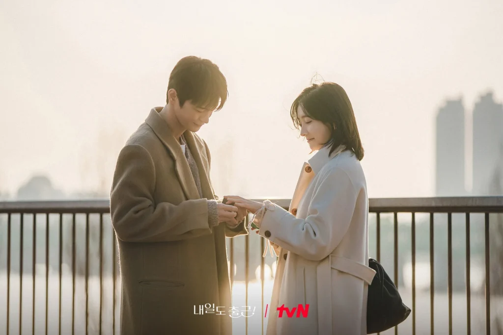 'Seo In-guk – Park Ji-hyun' Wrap Up Office Romance with 4.6% Rating in 'See You at Work Tomorrow!' Finale See You at Work Tomorrow 02