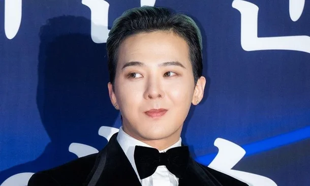 It’s Been 16 Years… G-Dragon ‘Likes’ Photo of Rumored Ex-Girlfriend Kiko Mizuhara, Reigniting Past Dating Rumors g dragon likes kiko mizuhara photo unesco busan 3