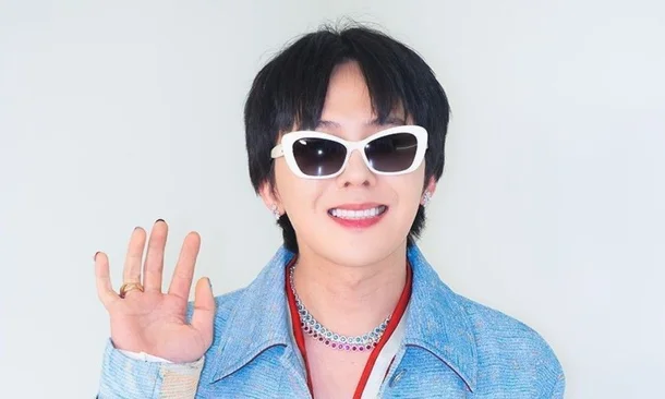 It’s Been 16 Years… G-Dragon ‘Likes’ Photo of Rumored Ex-Girlfriend Kiko Mizuhara, Reigniting Past Dating Rumors g dragon likes kiko mizuhara photo unesco busan 4