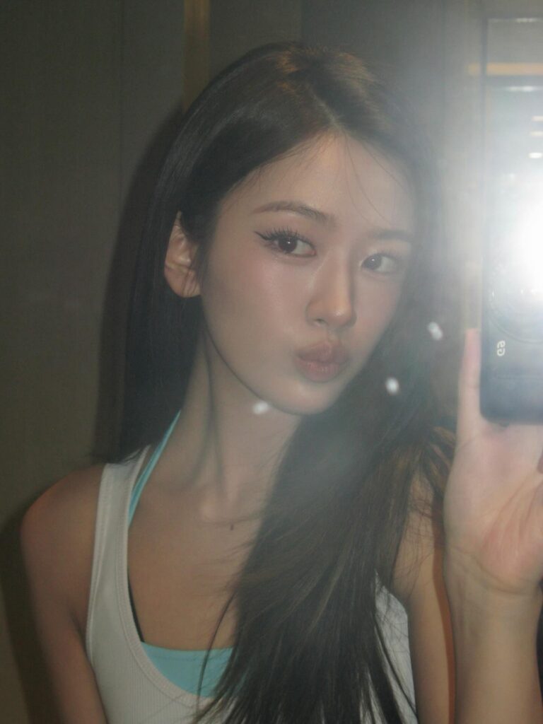 001 260426 Yujin Instagram Update