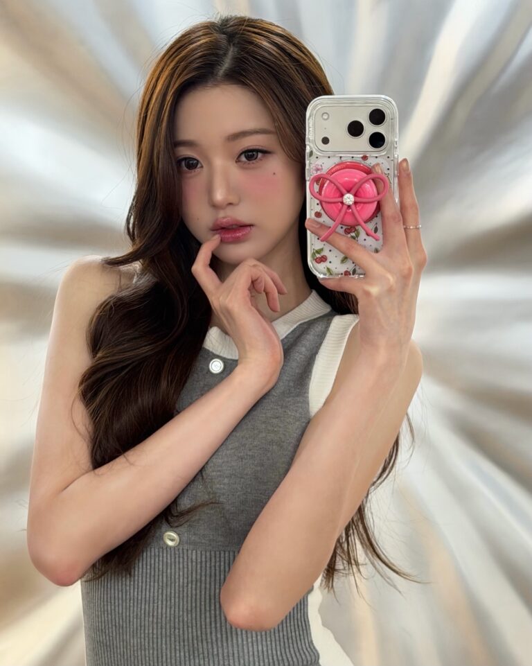 001 260506 Wonyoung Instagram Update 1
