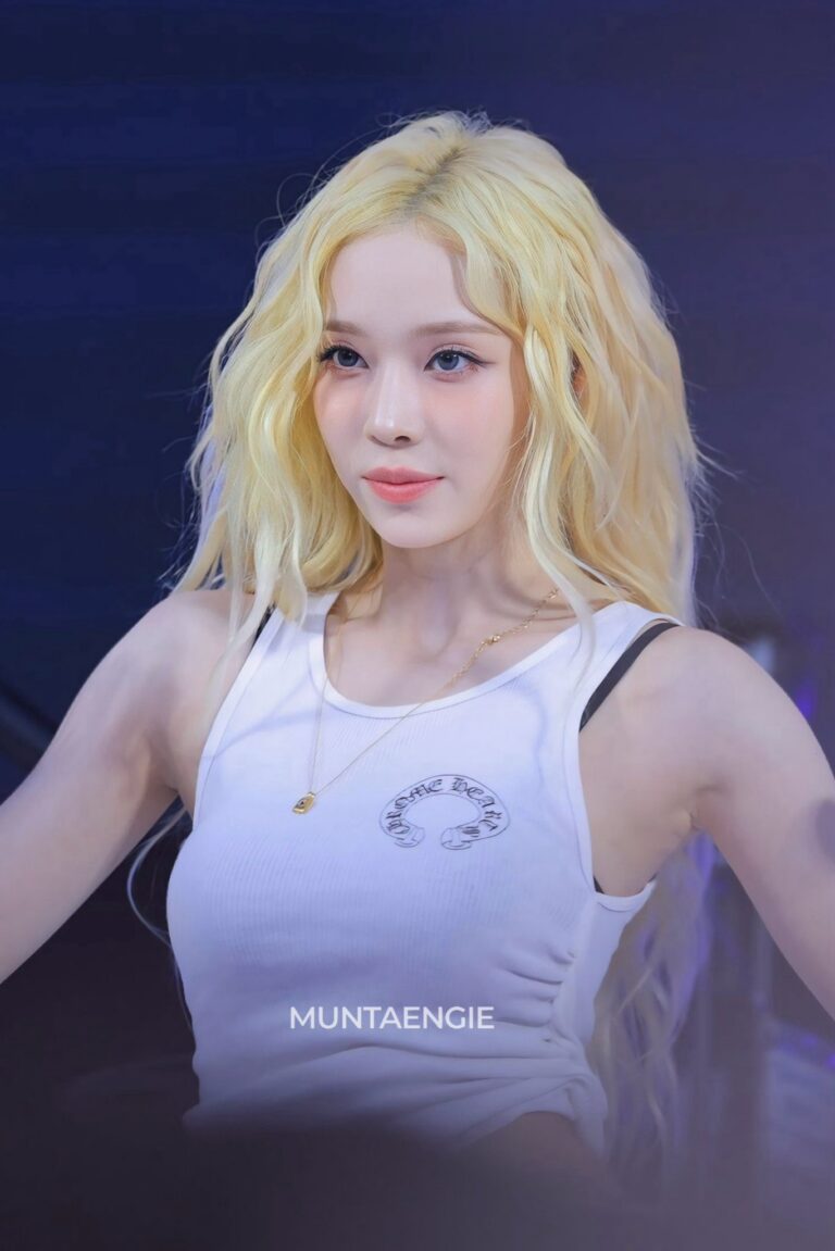 001 260523 Winter at Yonsei University Festival 1